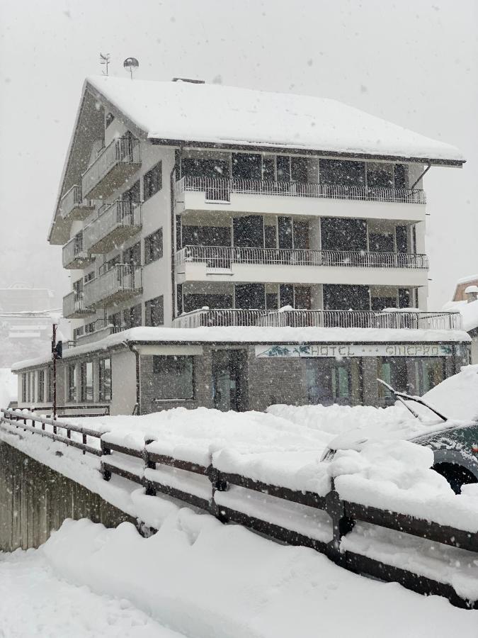 Hotel Ginepro Aprica Exterior photo