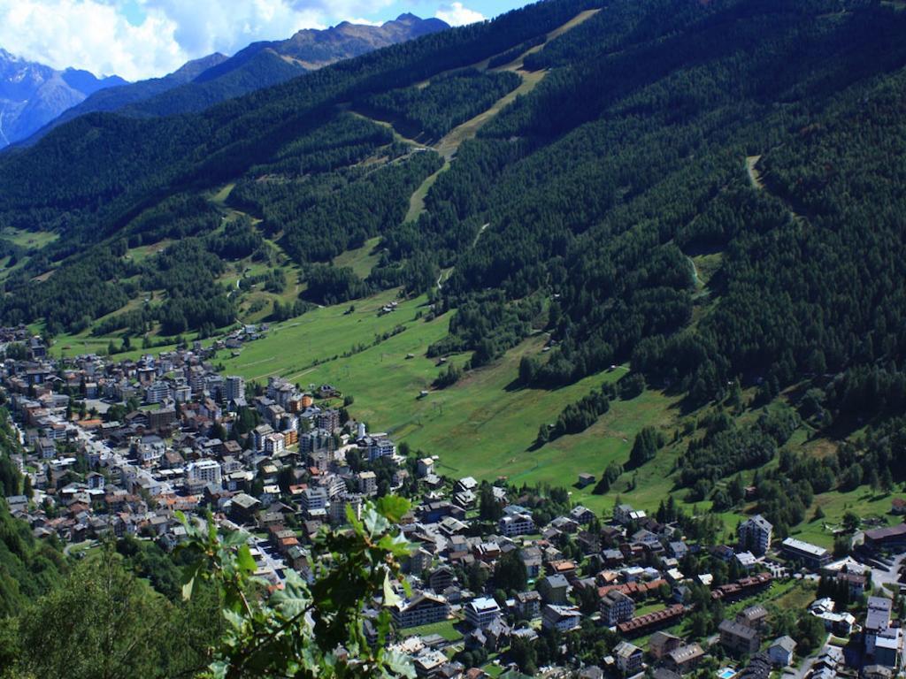 Hotel Ginepro Aprica Exterior photo